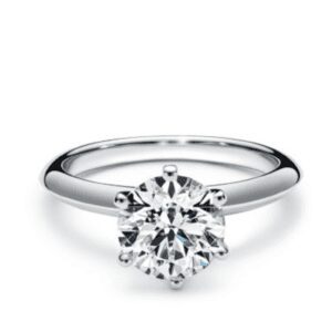 Round-cut Diamond Ring